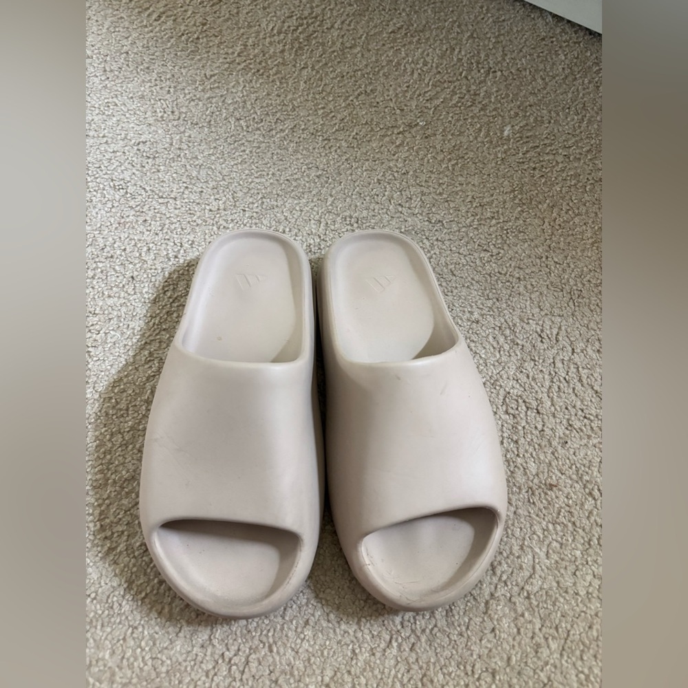 Tan Yeezy slides